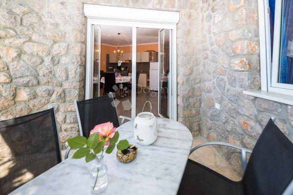 House For sale - PRIMORSKO-GORANSKA NOVI VINODOLSKI