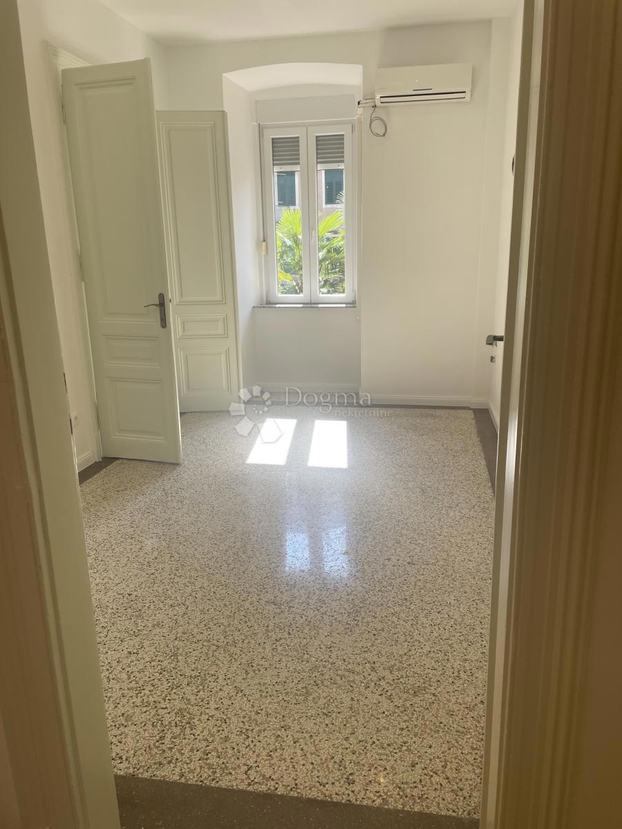 Apartmán Na predaj - PRIMORSKO-GORANSKA RIJEKA