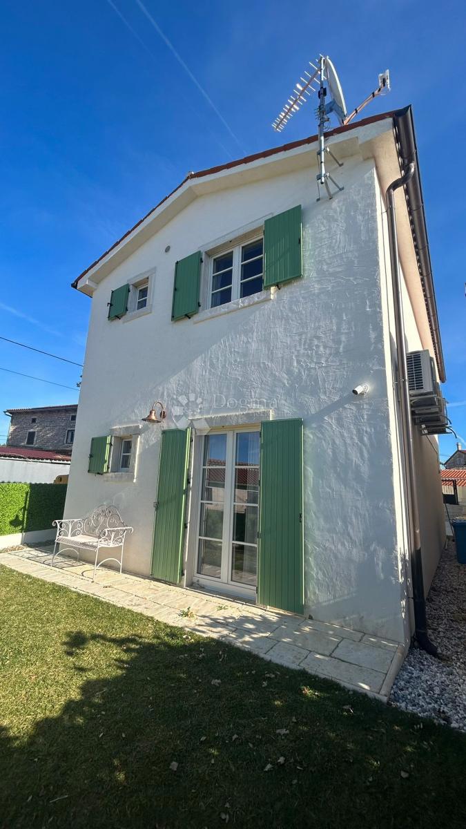 Kuća Na prodaju - ISTARSKA BARBAN