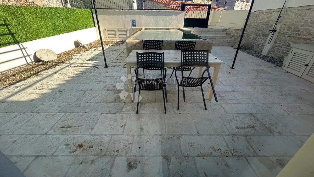 Kuća Na prodaju - ISTARSKA BARBAN