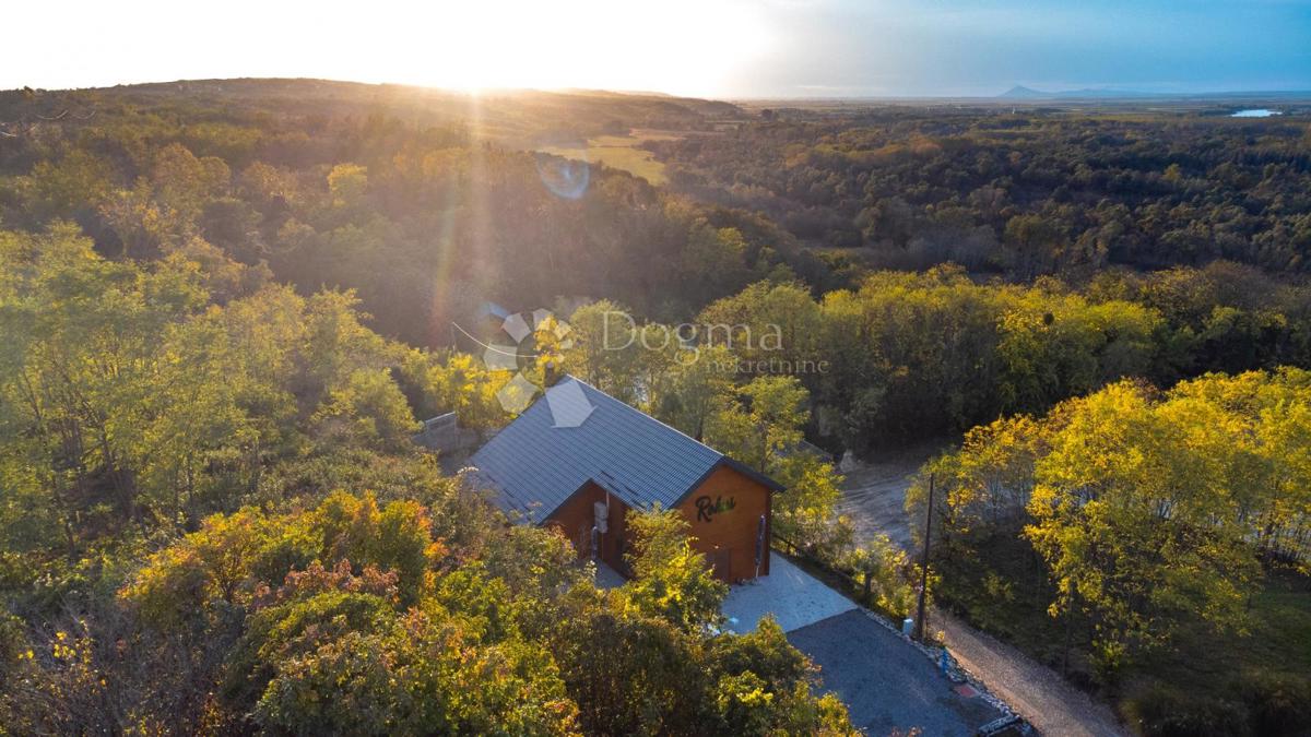 Maison À vendre - OSJEČKO-BARANJSKA DRAŽ