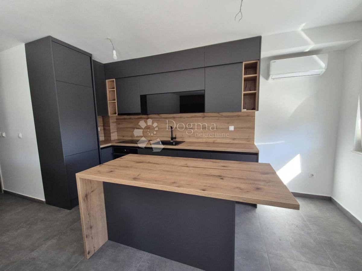 Apartmán Na prodej - SPLITSKO-DALMATINSKA ČIOVO
