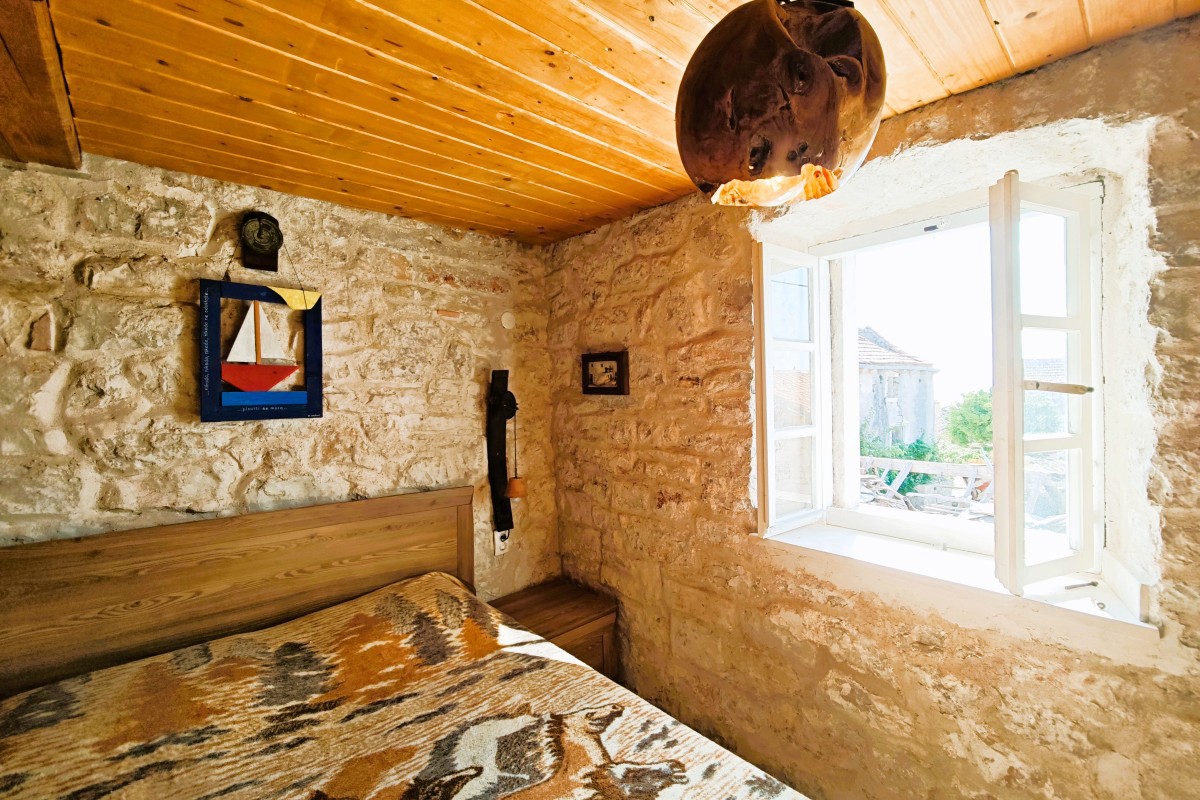 Casa In vendita - SPLITSKO-DALMATINSKA HVAR