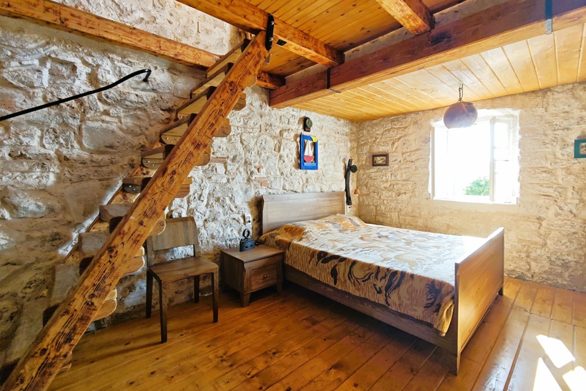 Casa In vendita - SPLITSKO-DALMATINSKA HVAR