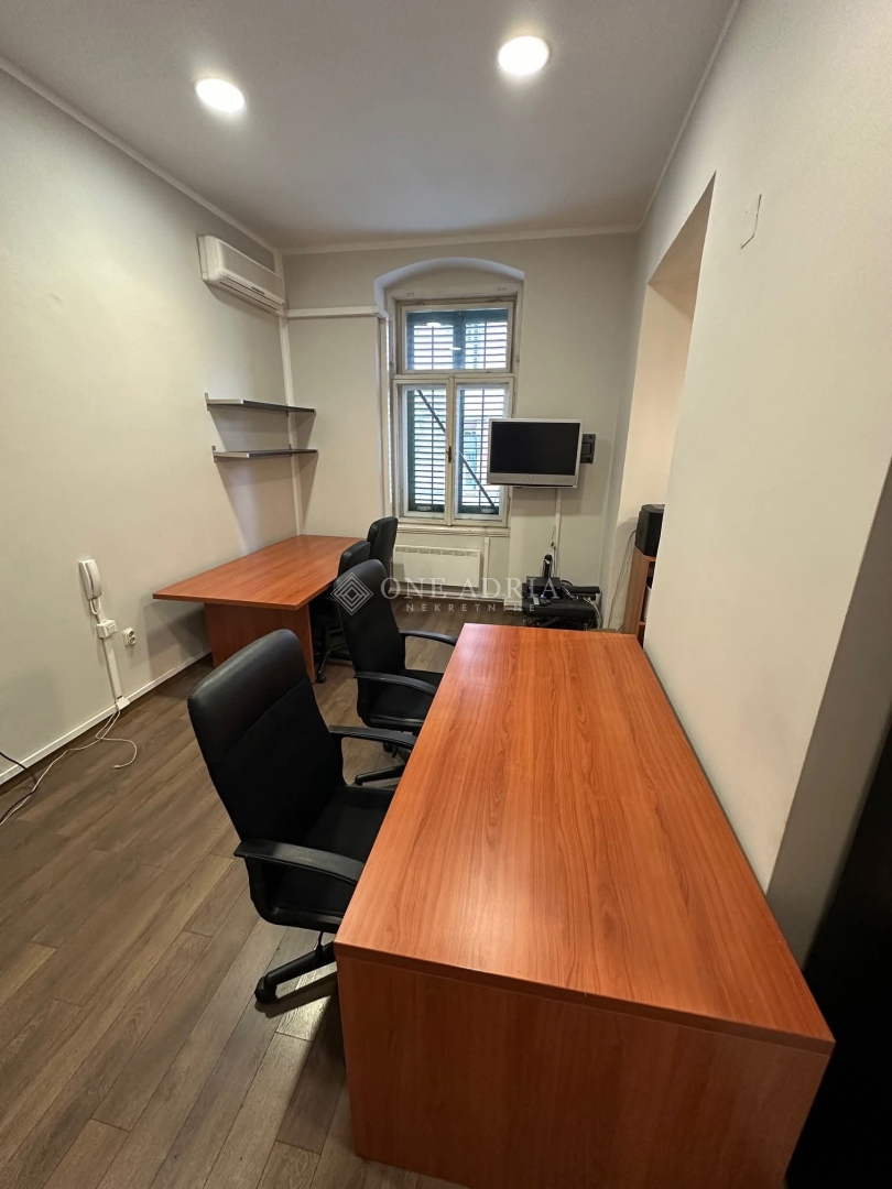 Lokal użytkowy Do wynajęcia - Primorsko-goranska Rijeka - foto 3/4
