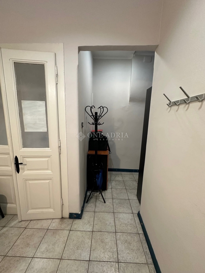 Lokal użytkowy Do wynajęcia - Primorsko-goranska Rijeka - foto 4/4