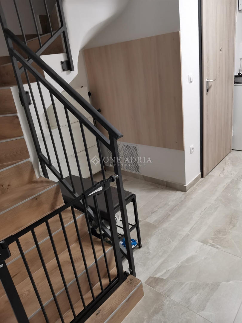 Appartamento In vendita - PRIMORSKO-GORANSKA VIŠKOVO
