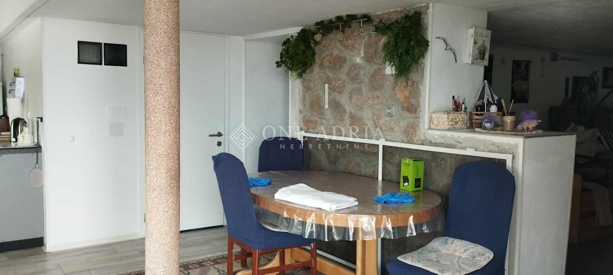 Dom Na sprzedaż - LIČKO-SENJSKA SENJ