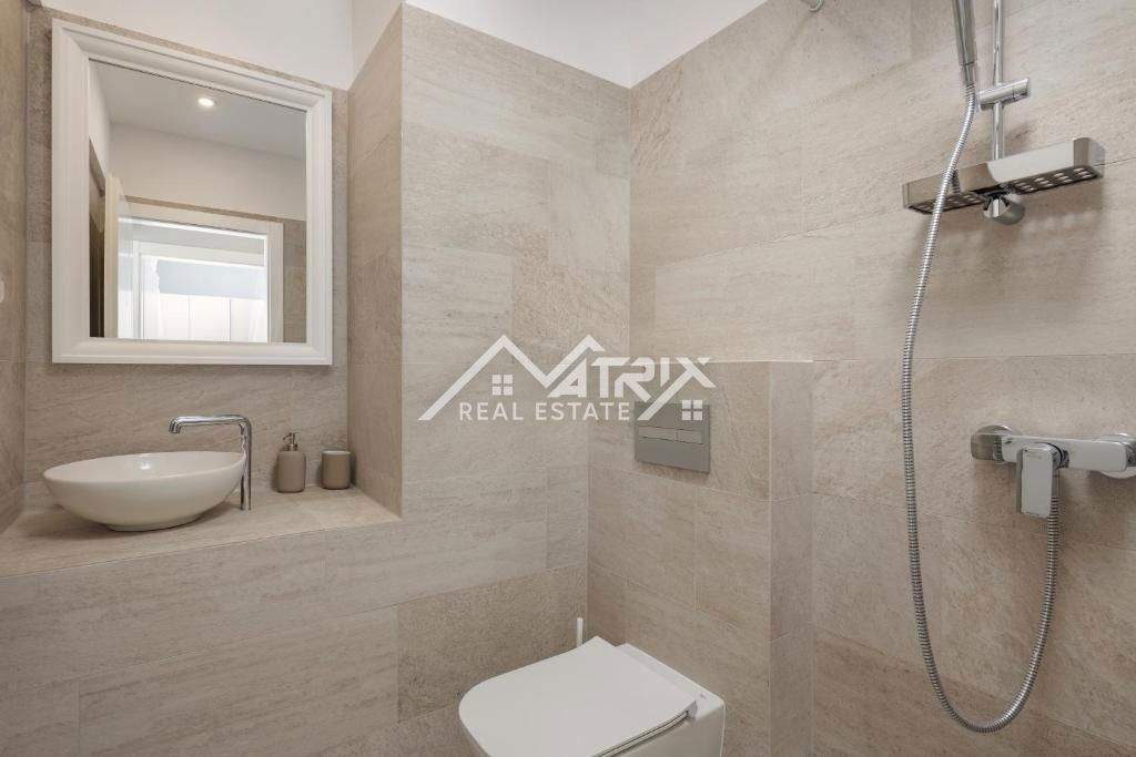 House For sale - ISTARSKA NOVIGRAD