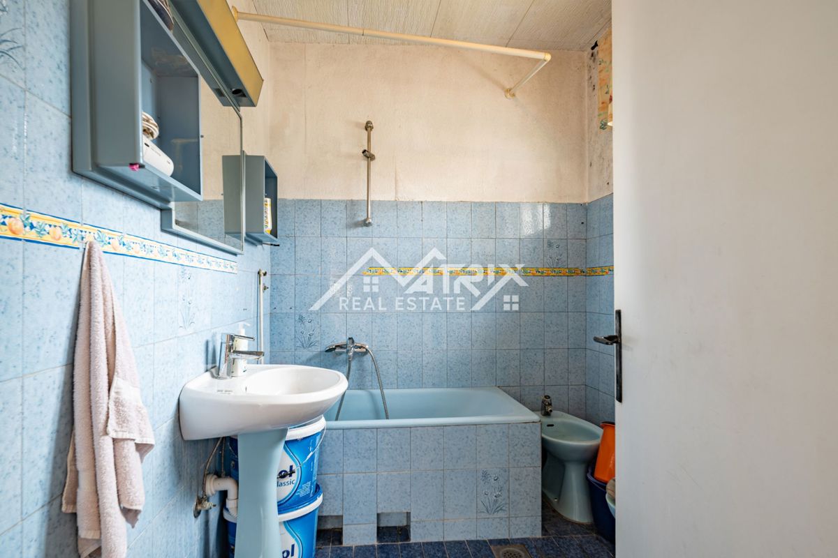 Haus Zu verkaufen - OSJEČKO-BARANJSKA BELI MANASTIR