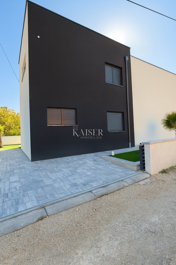 Casa In vendita - ZADARSKA PRIVLAKA