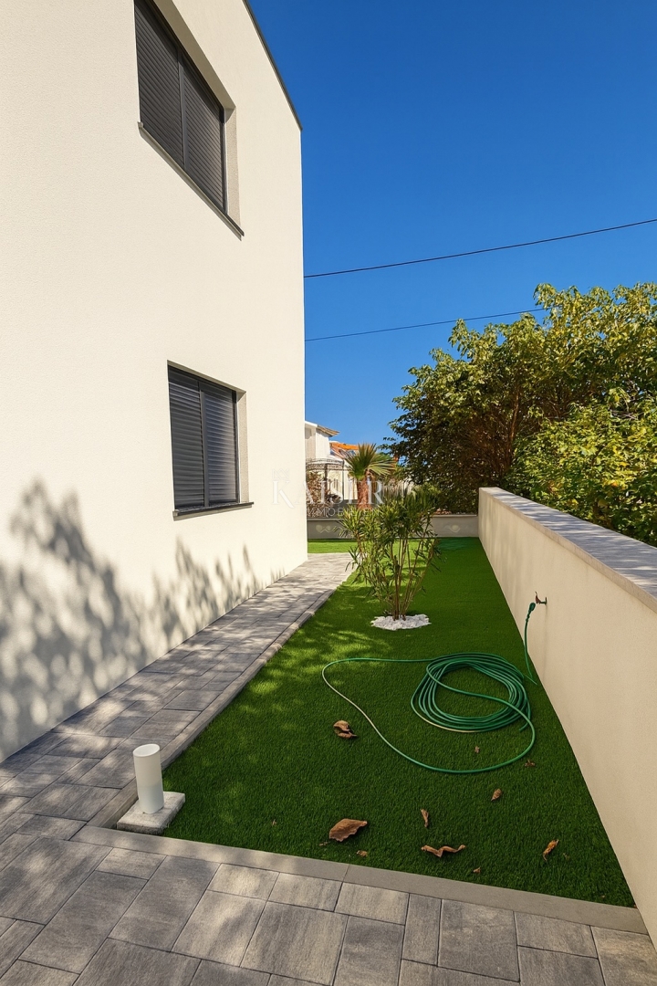 Casa In vendita - ZADARSKA PRIVLAKA