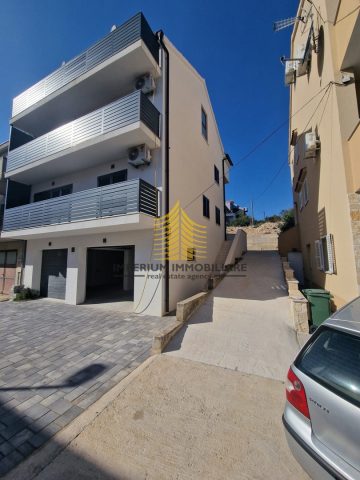 Kuća Na prodaju - šibensko-kninska šibenik - foto 2/15