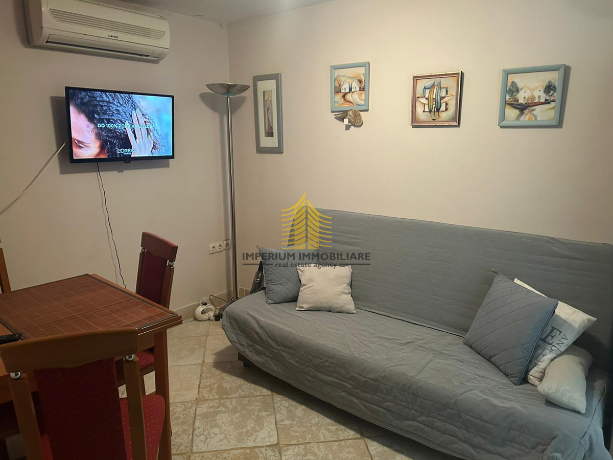 Flat For rent - SPLITSKO-DALMATINSKA STARI GRAD