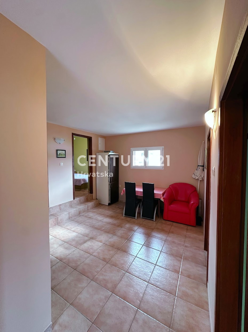 Maison À vendre - ŠIBENSKO-KNINSKA ROGOZNICA