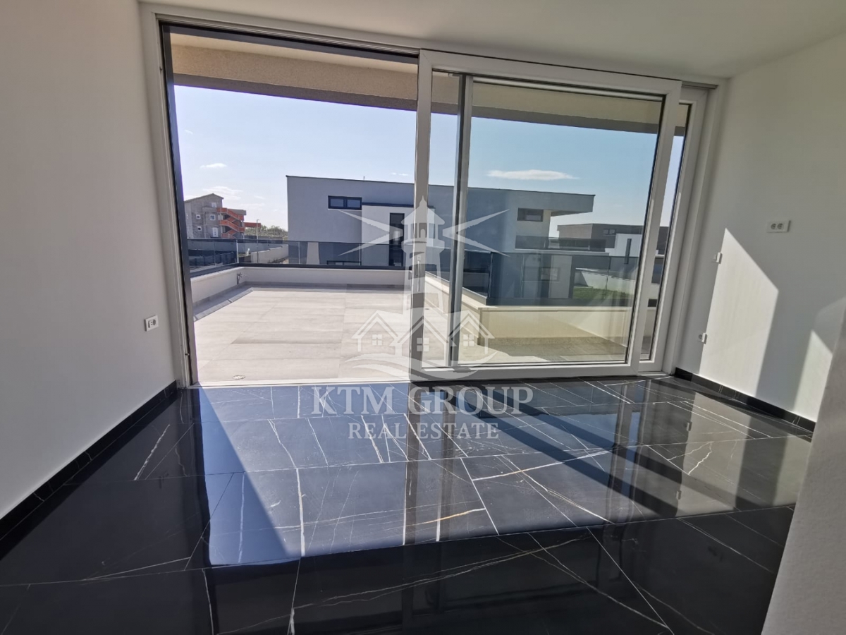Maison À vendre - ZADARSKA ZEMUNIK DONJI