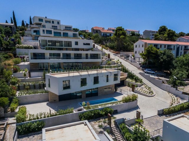 Casa in vendita 361 m² – Čiovo
