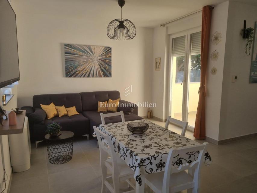 Appartement À vendre - LIČKO-SENJSKA SENJ