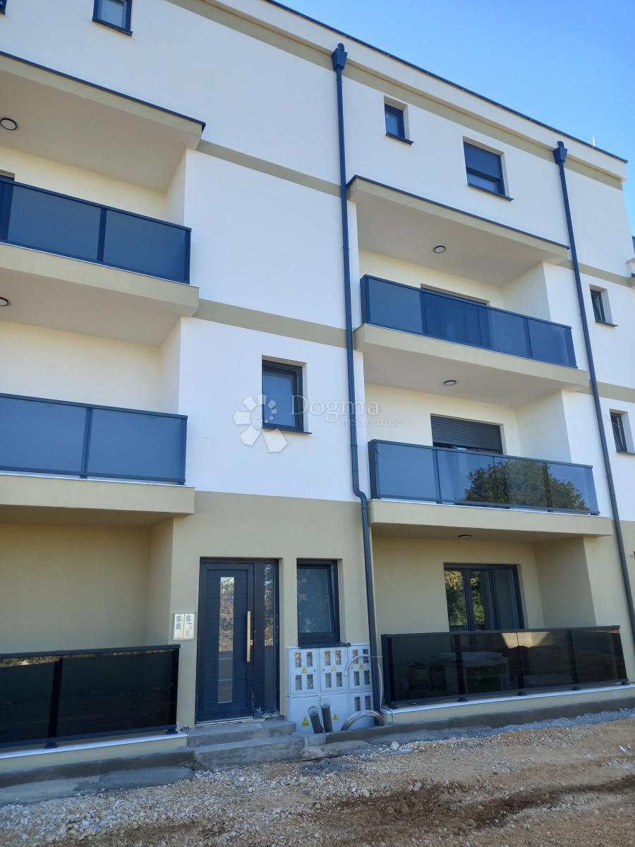 Flat For sale - ISTARSKA TAR-VABRIGA