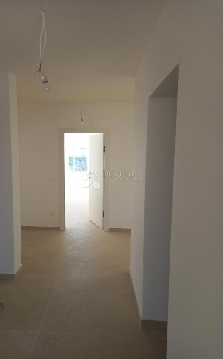 Flat For sale - ISTARSKA TAR-VABRIGA