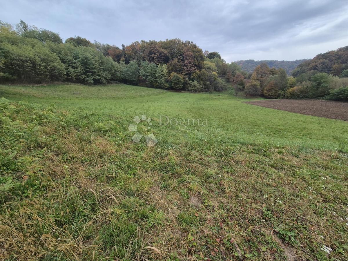 Zemljište Na prodaju - KRAPINSKO-ZAGORSKA PREGRADA
