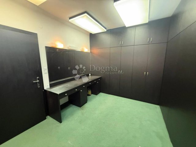 Commerciale da affittare 12 m² – Varaždin