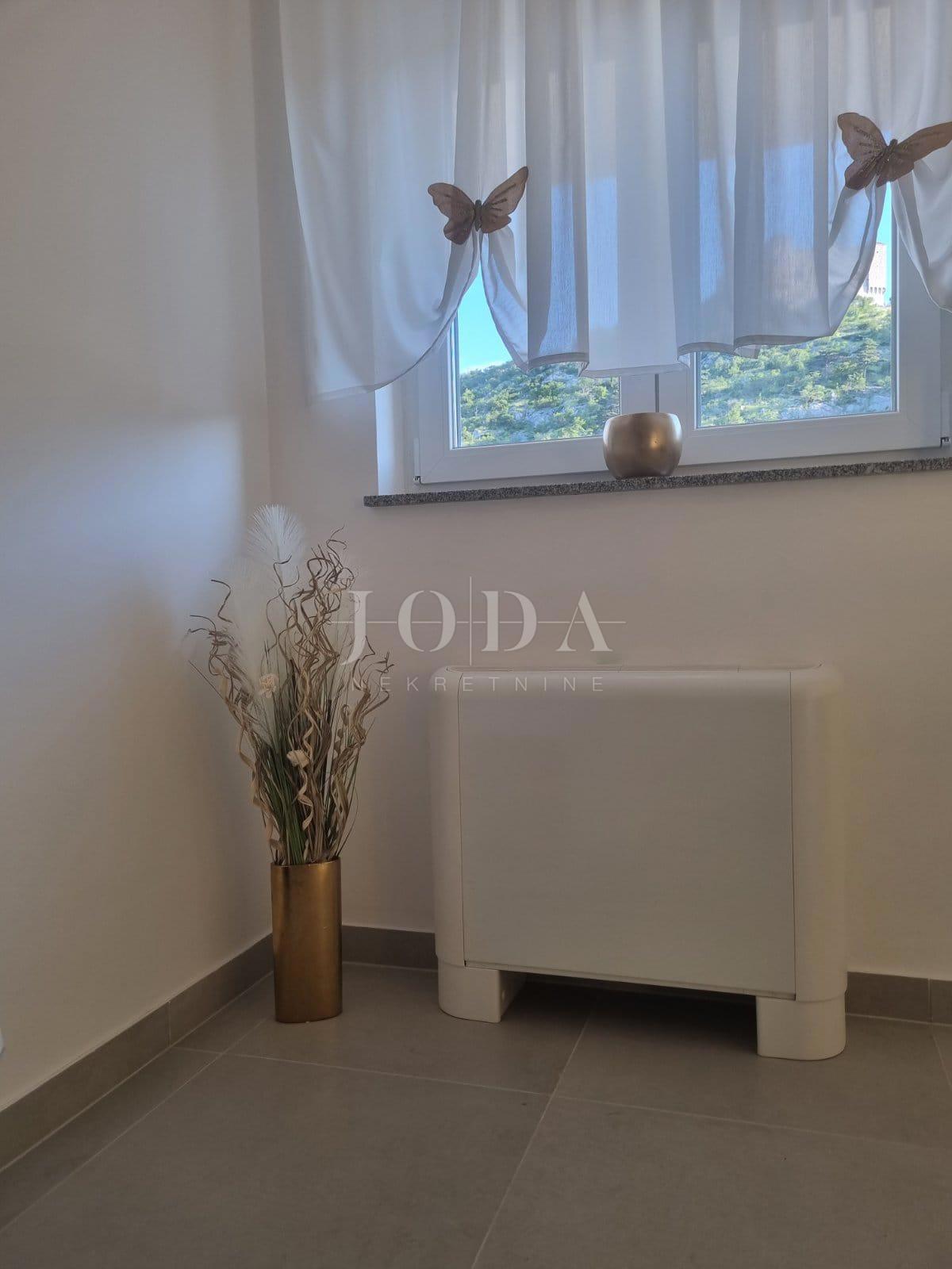 Flat For sale - LIČKO-SENJSKA SENJ