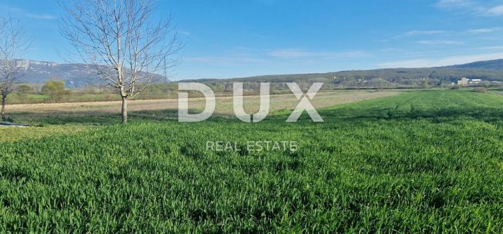 Zemljište na prodaju 15580 m² – Kršan