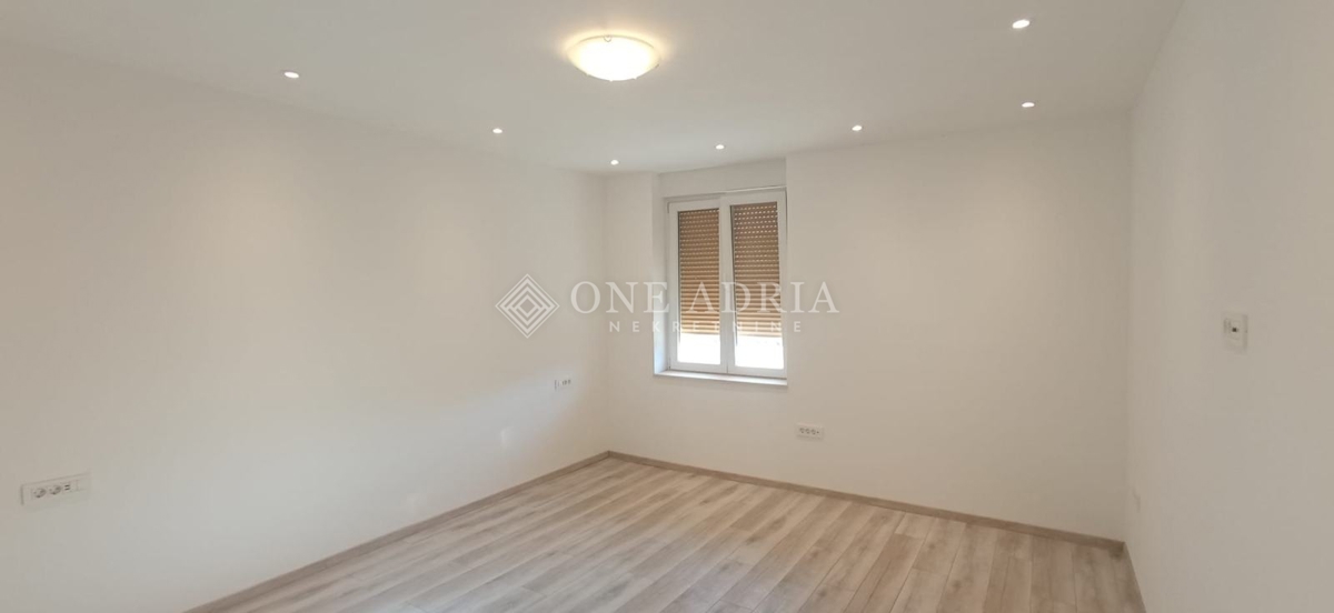 Appartement À vendre - Istarska Pula - foto 1/7