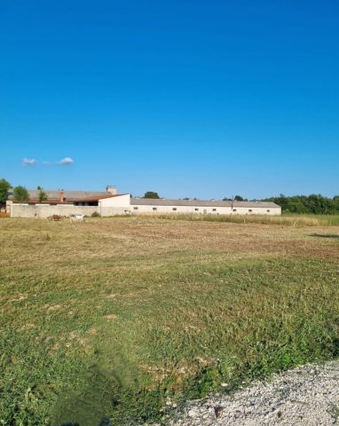 Działka na sprzedaż 701 m² – Žminj