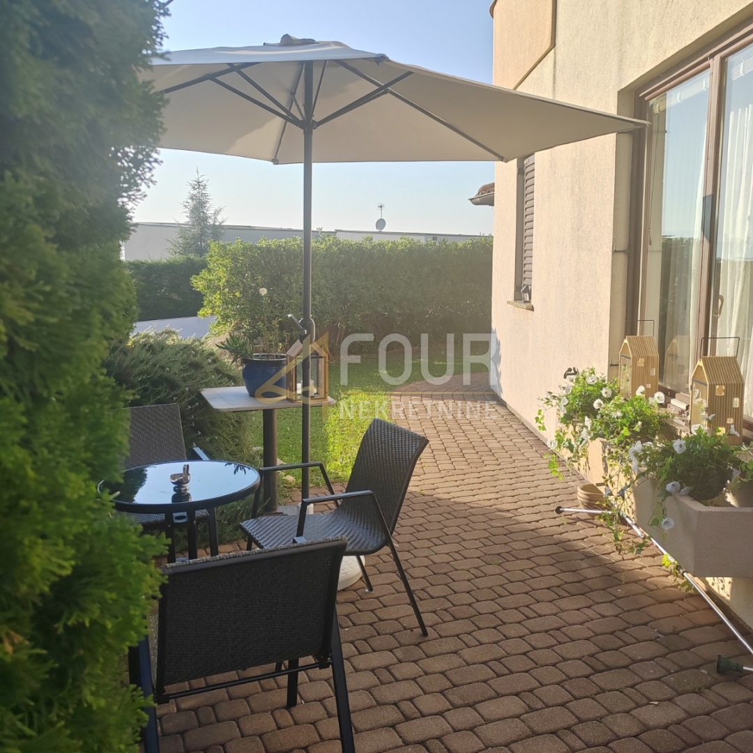 Apartment Zu verkaufen - Primorsko-goranska Krk - foto 1/6