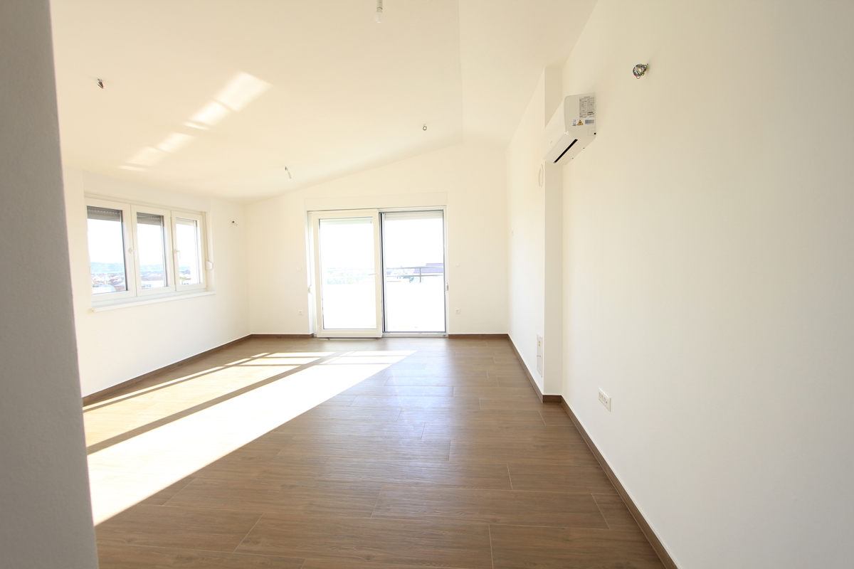 Flat For sale - ŠIBENSKO-KNINSKA VODICE