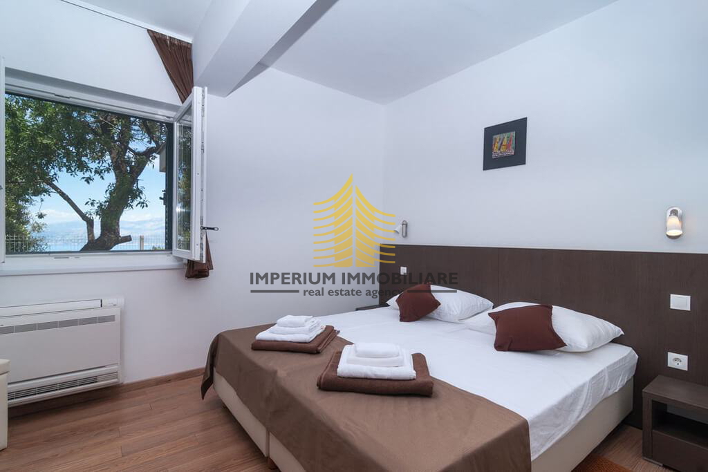 Dom Na predaj - SPLITSKO-DALMATINSKA SUPETAR