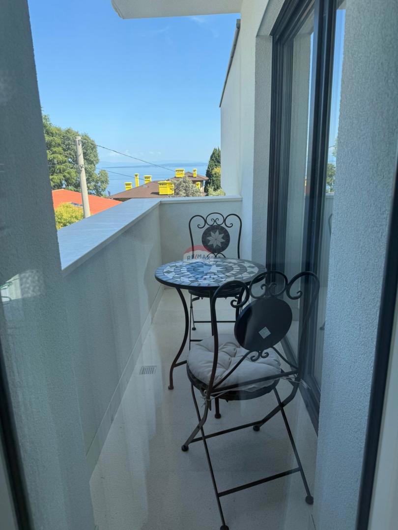 Flat For sale - PRIMORSKO-GORANSKA LOVRAN
