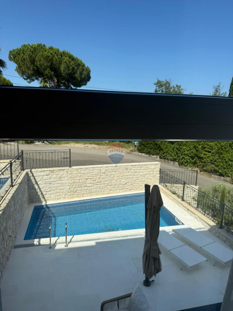 Flat For sale - PRIMORSKO-GORANSKA LOVRAN