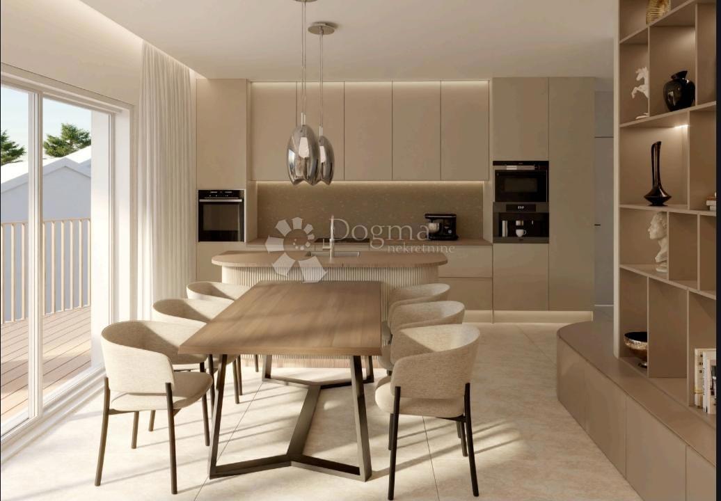 Flat For sale - ŠIBENSKO-KNINSKA ROGOZNICA