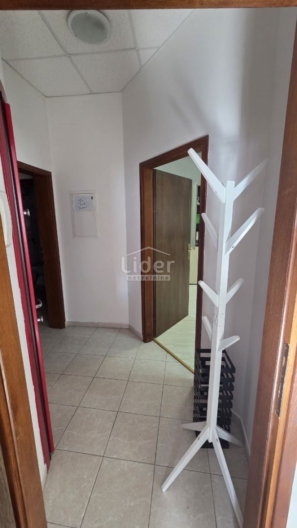 Commerciale Da affittare - PRIMORSKO-GORANSKA RIJEKA