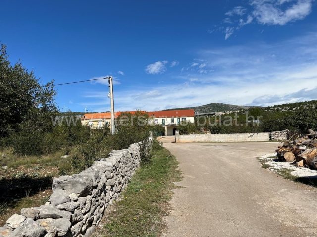 Terreno in vendita 1819 m² – Šibenik