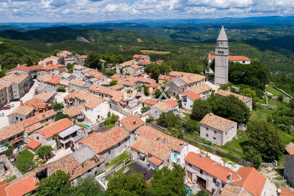 Casa In vendita - ISTARSKA GRAČIŠĆE