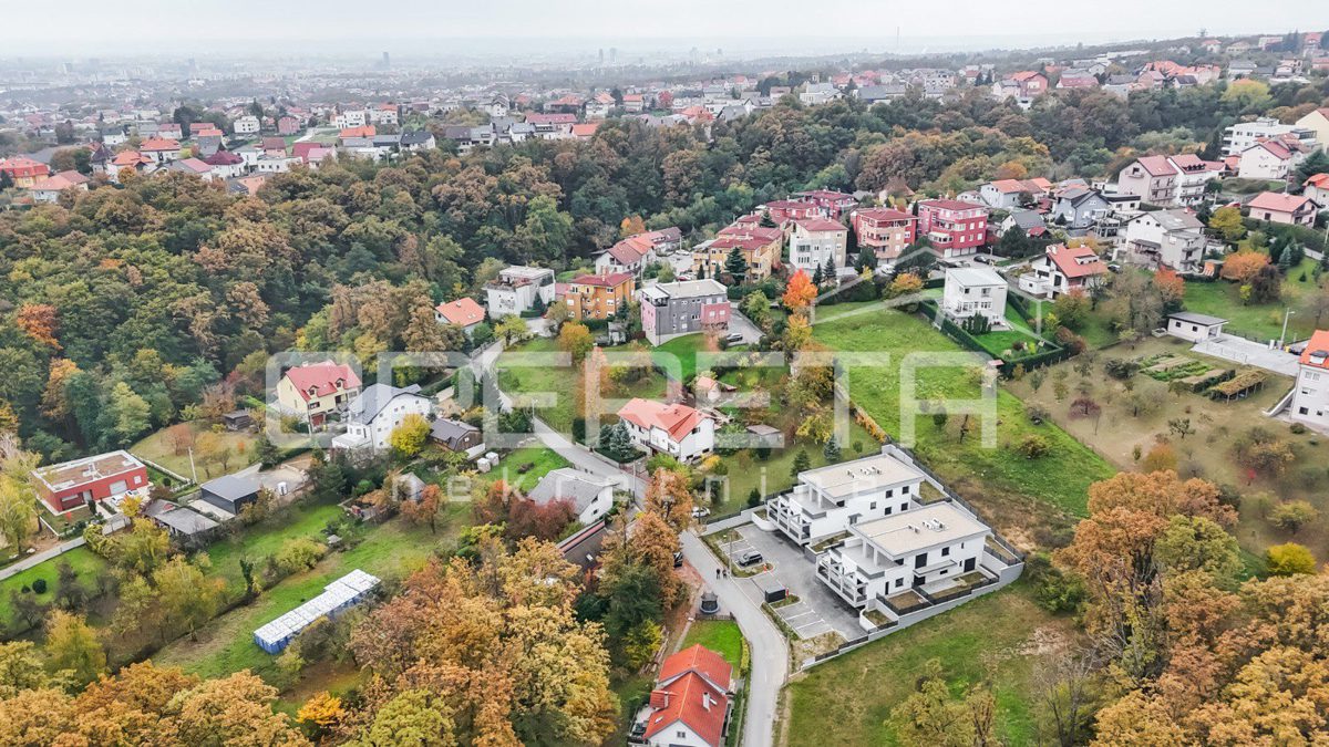 Mieszkanie Na sprzedaż - GRAD ZAGREB ZAGREB
