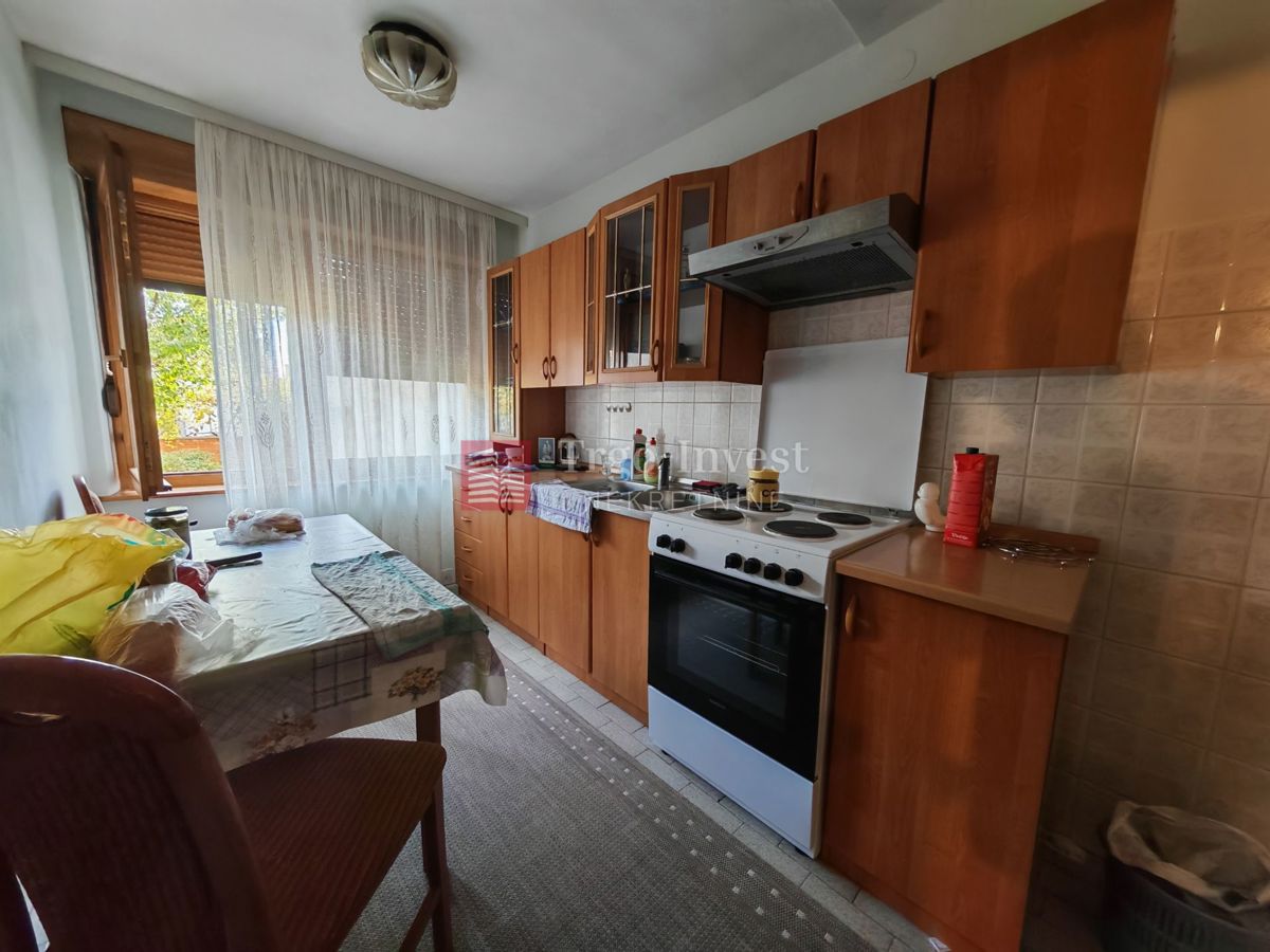 Kuća Na prodaju - BRODSKO-POSAVSKA SLAVONSKI BROD