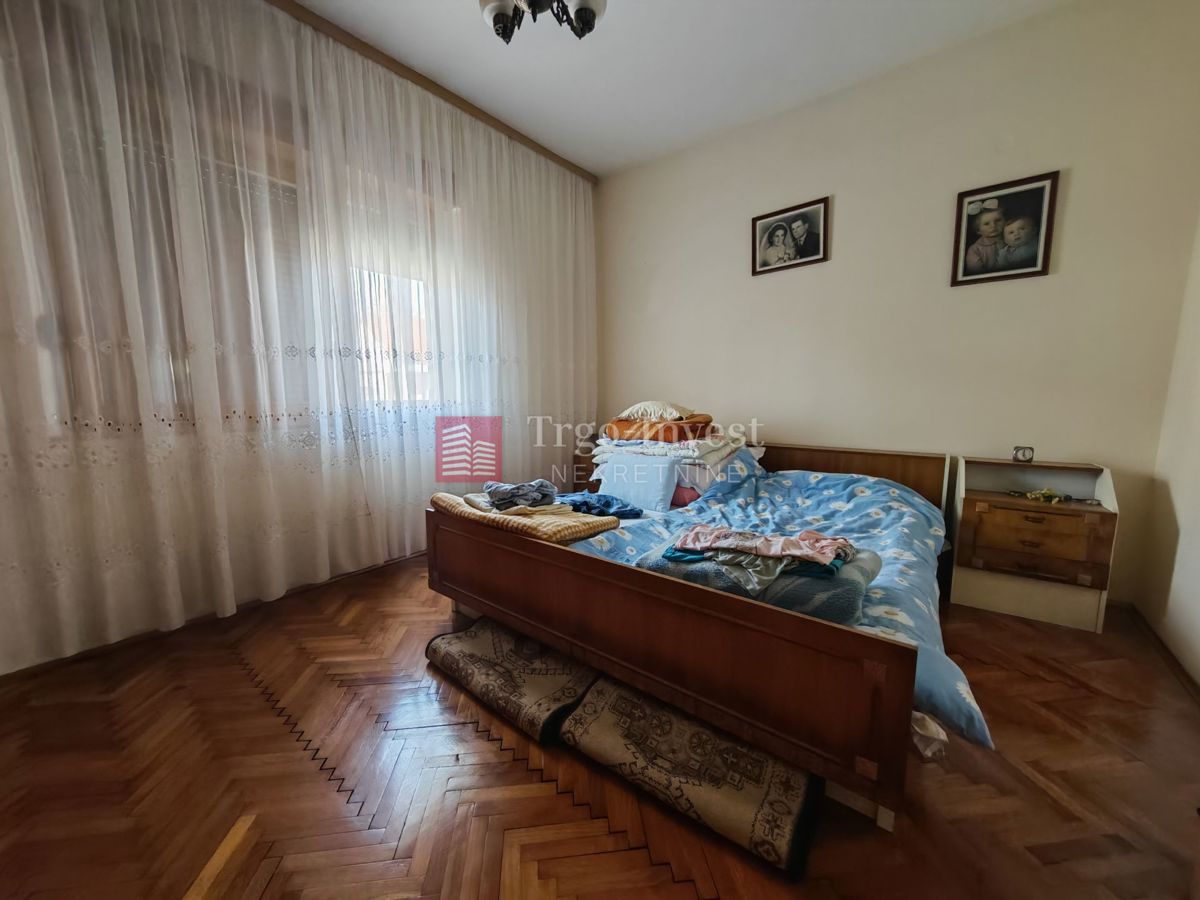 Kuća Na prodaju - BRODSKO-POSAVSKA SLAVONSKI BROD