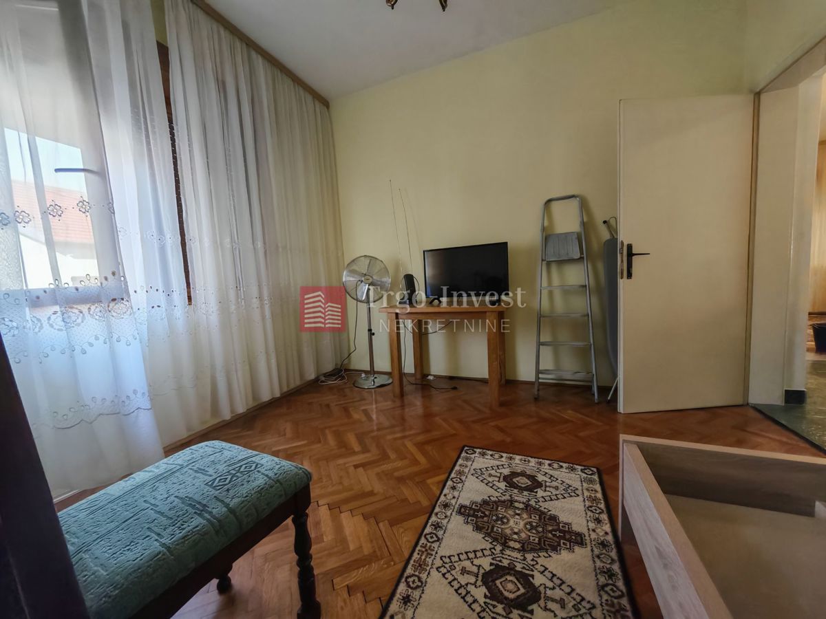 Kuća Na prodaju - BRODSKO-POSAVSKA SLAVONSKI BROD