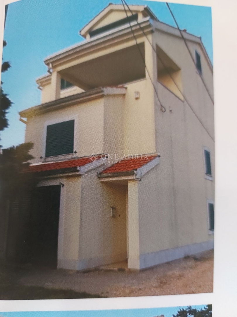 Casa In vendita - Primorsko-goranska Krk - foto 1/3
