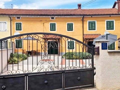 Haus Zu verkaufen - Istarska Marčana - foto 2/10