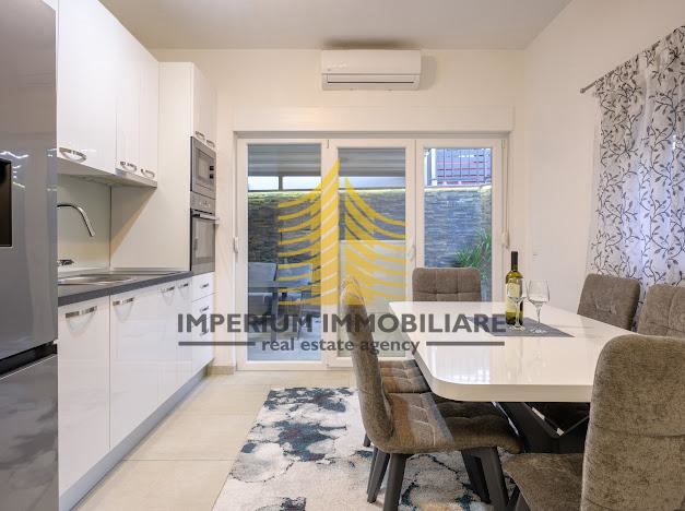 Appartamento In vendita - SPLITSKO-DALMATINSKA KAŠTELA