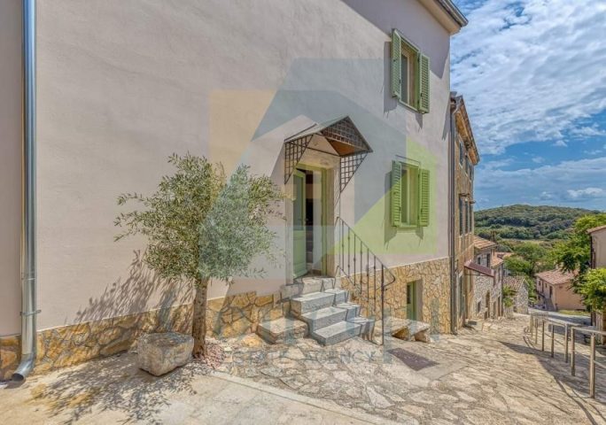 Hiša na predaj 120 m² – Vrsar