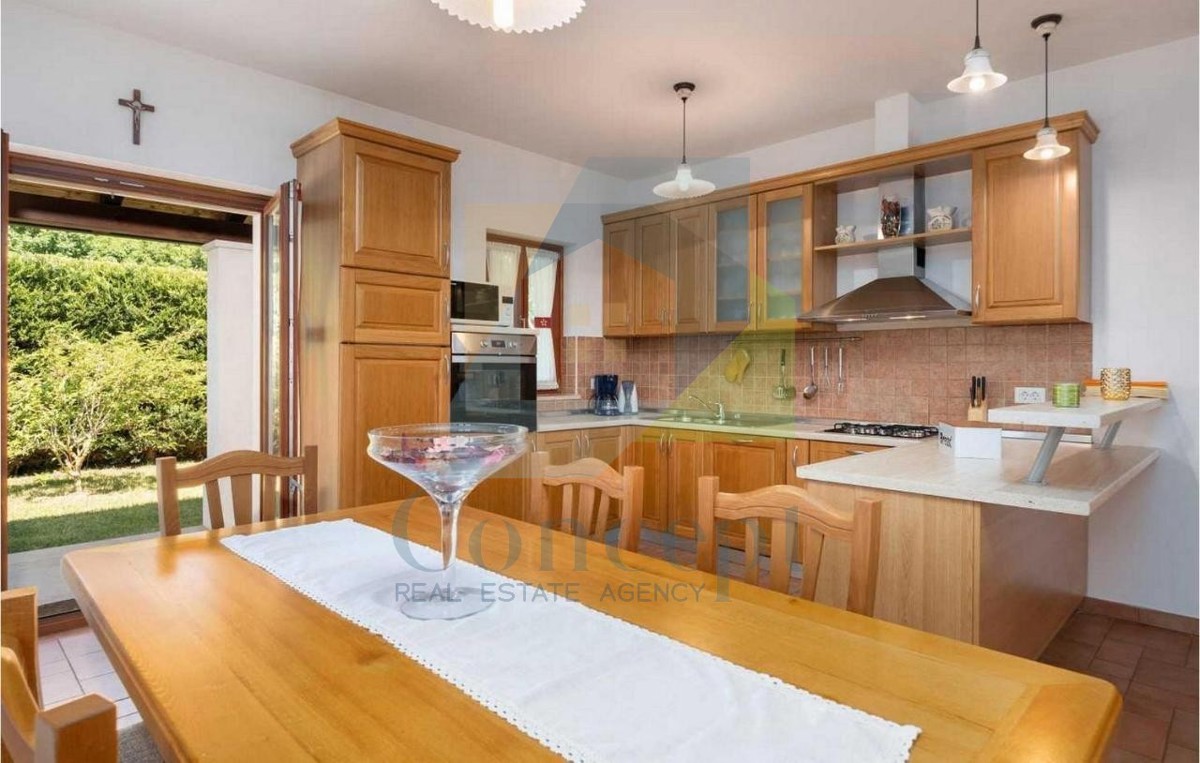 Haus Zu verkaufen - ISTARSKA POREČ