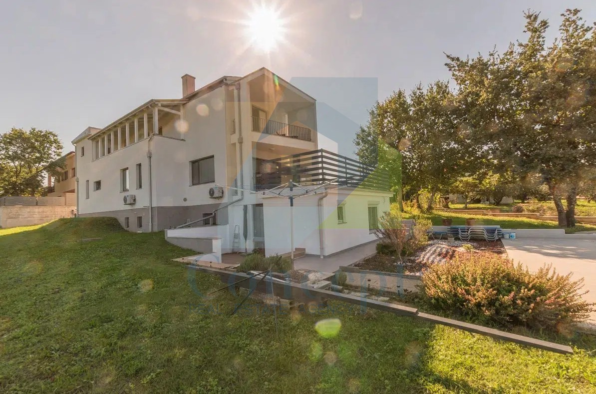 Casa In vendita - Istarska Poreč - foto 2/83
