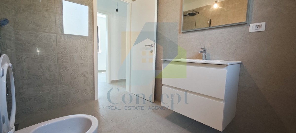 Apartmán Na predaj - ISTARSKA POREČ